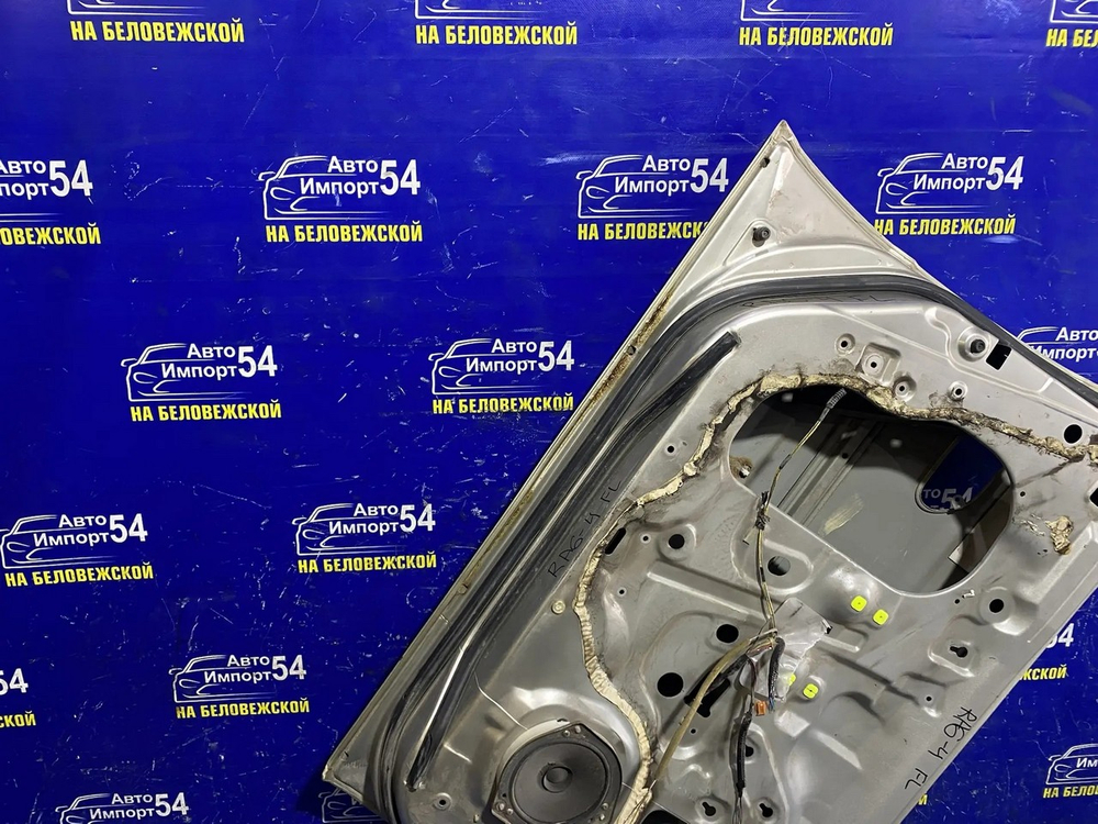 Дверь передняя левая Honda ODYSSEY 2000