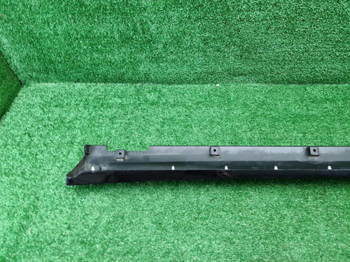 Накладка порога правая Voyah Passion (2022-н.в.)