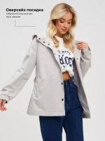 Ветровка удлиненная с капюшоном