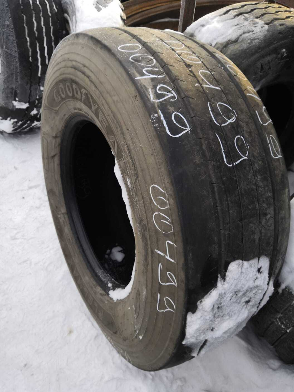 385/65R22.5 Goodyear Fuelmax T шина б/у