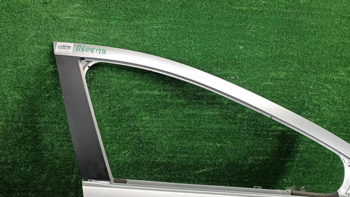 Дверь передняя правая Peugeot 308 1 (2007-2015)