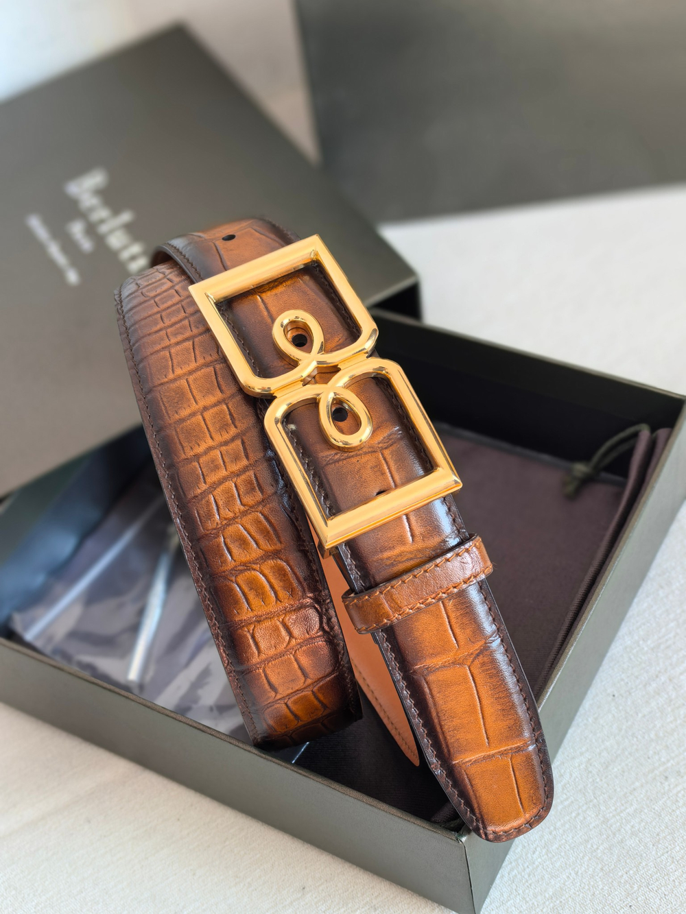 Ремень из коровьей кожи с ручной окраской