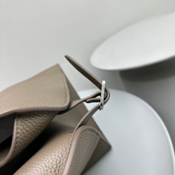 The Row Margaux 17