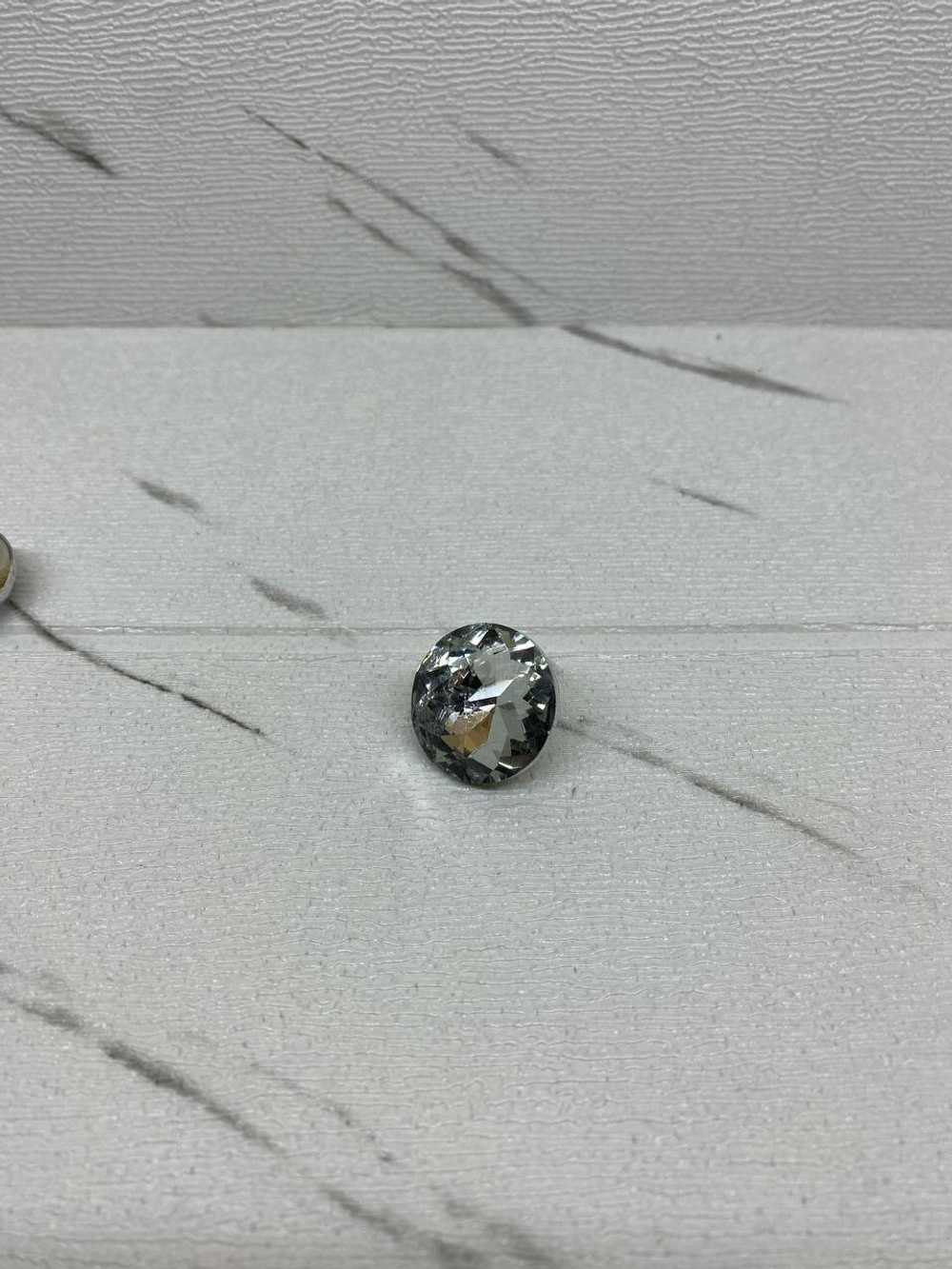 Стразы диаметр 30/10 штук/Для мебели