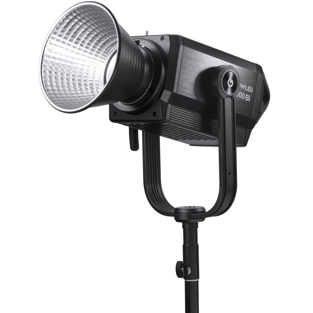 Светодиодный осветитель Godox Knowled M600Bi