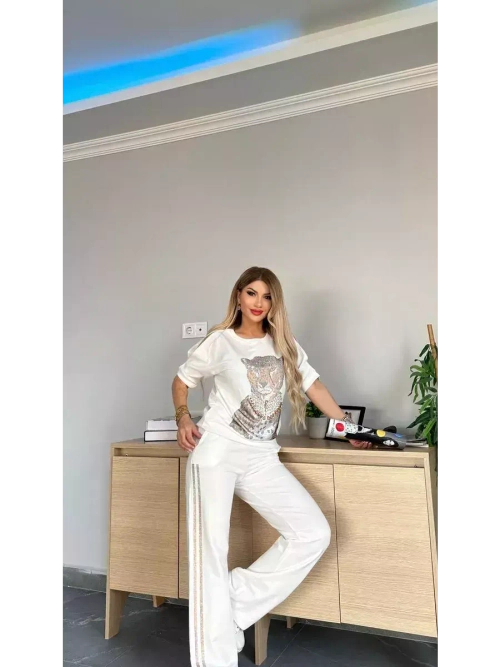 костюм с принтом леопарда