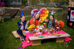 Dacha Likee Party
