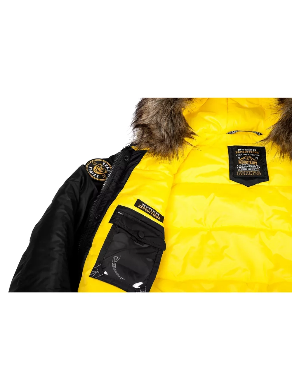 Куртка зимняя с капюшоном