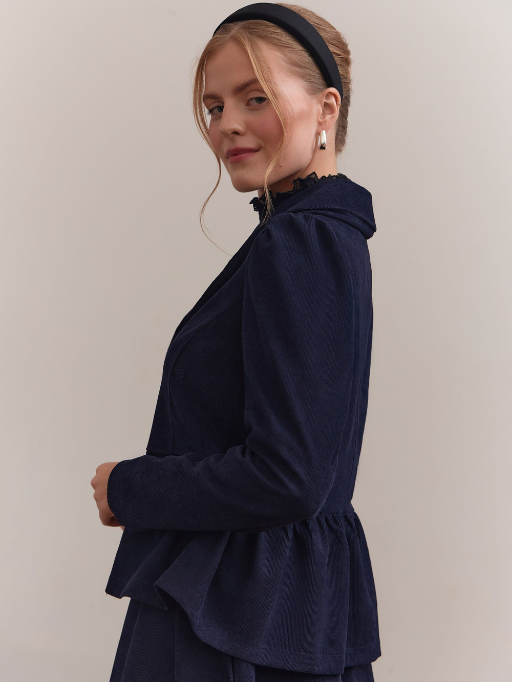 Жакет вельвет укороченный