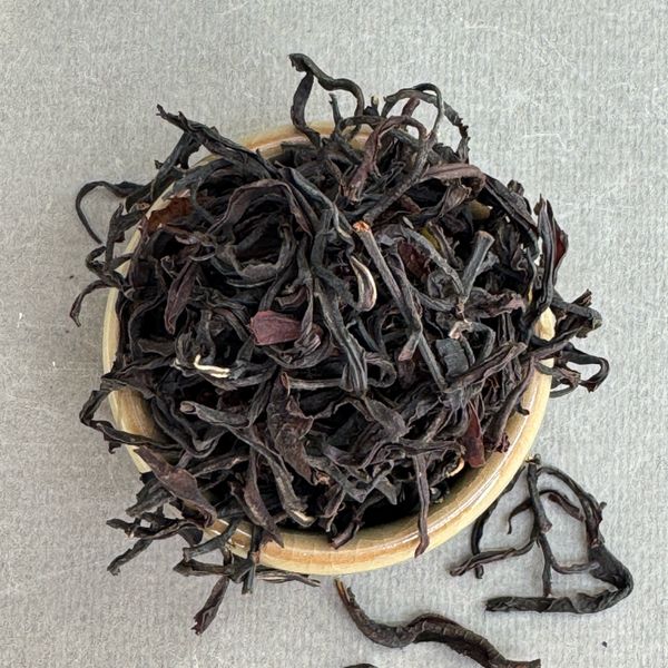 Ми Сян Хун Юй с озера Солнца и Луны