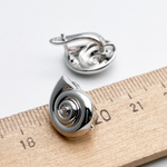 Ювелирные швензы Аммонит с родиевым покрытием, размер 16*12 мм, цена за пару