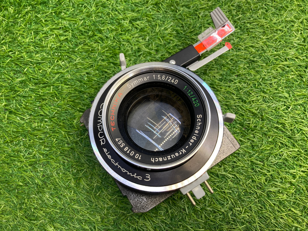 Schneider-Kreuznach Symmar 5.6/240mm (12/420mm)