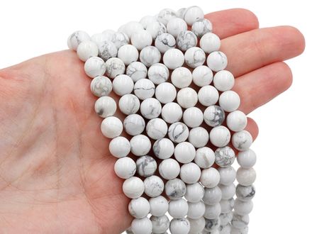 Нить бусин из говлита 8,5мм, гладкие