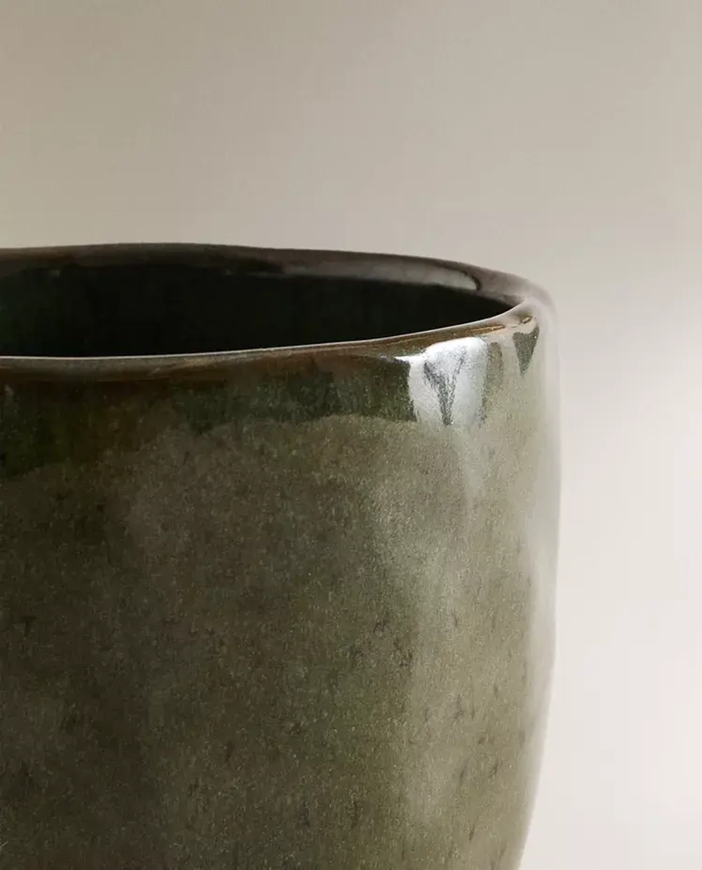 ZARA HOME БЛЕСТЯЩИЙ СТАКАН ДЛЯ ЗУБНЫХ ЩЕТОК, ЗЕЛЕНЫЙ