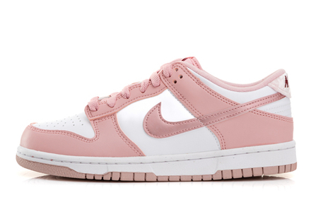 Nike Dunk "Pink Velvet"