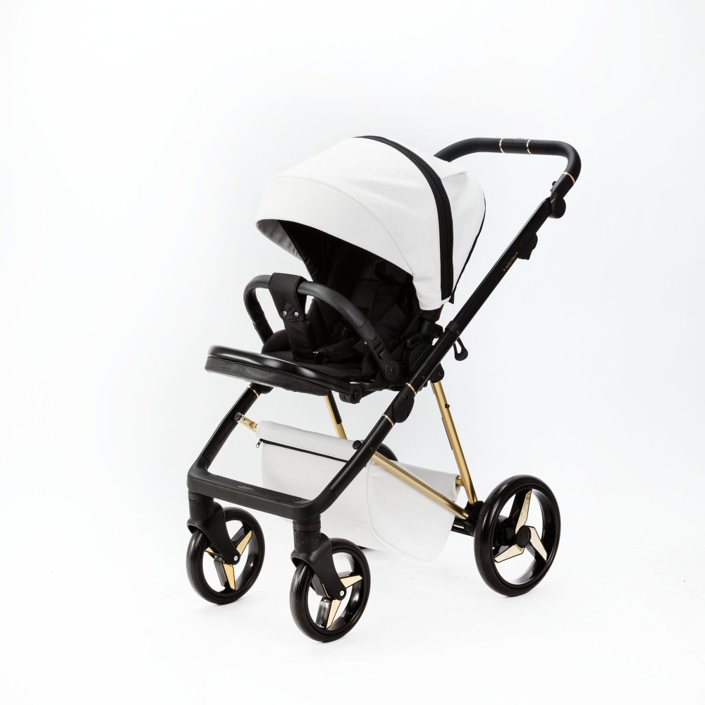 Детская универсальная коляска Adamex Quantum Star Deluxe Q-STAR104 (2в1) Белая экокожа,  золото