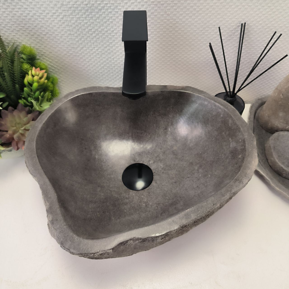 Раковина из речного камня RS-63884 (42*35*15) 0120