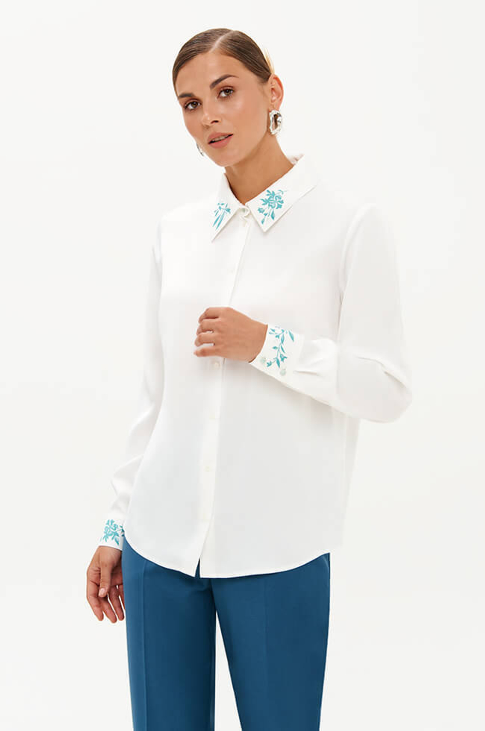 23359 Блузка женская (молочный)