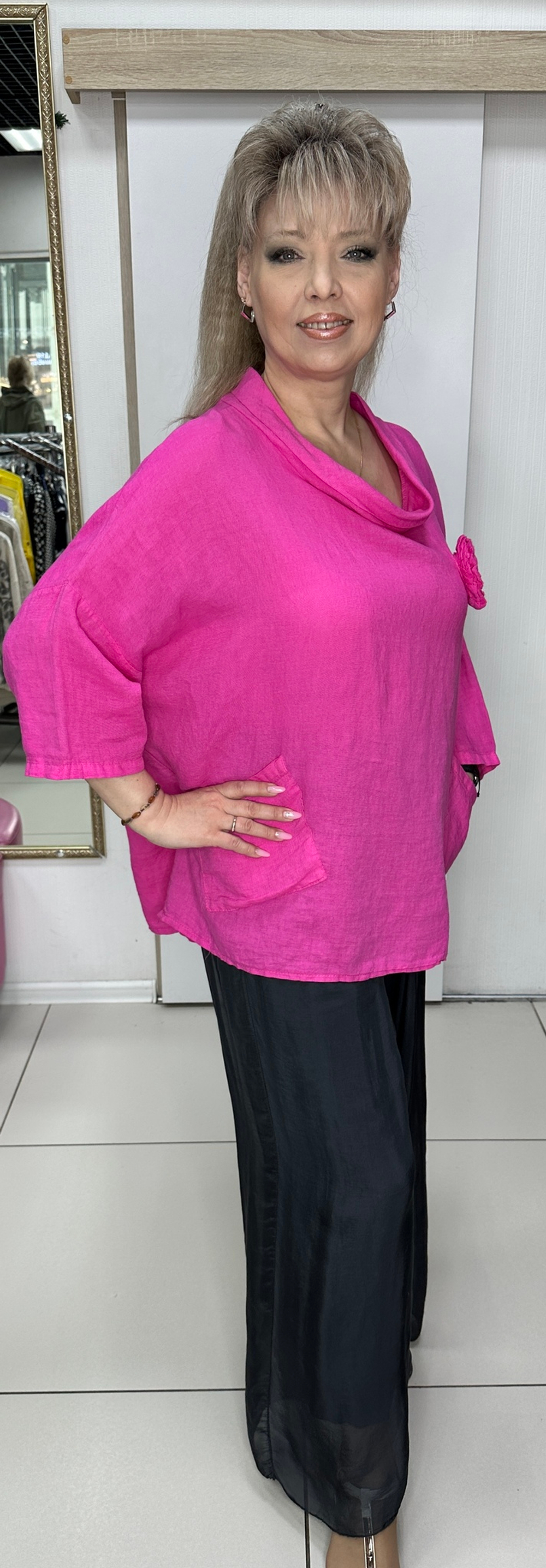 Туника-блузон с хомутом и кармашками на большие размеры.