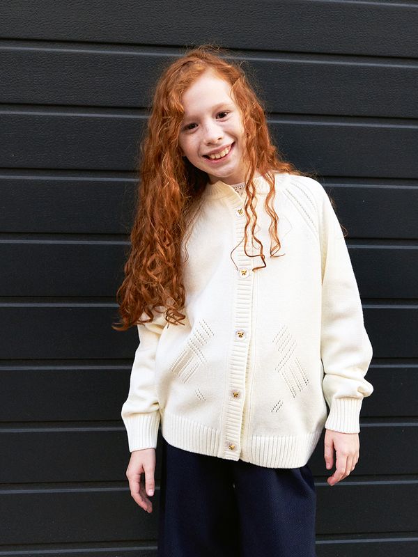 Кардиган для девочки AT941 молочный