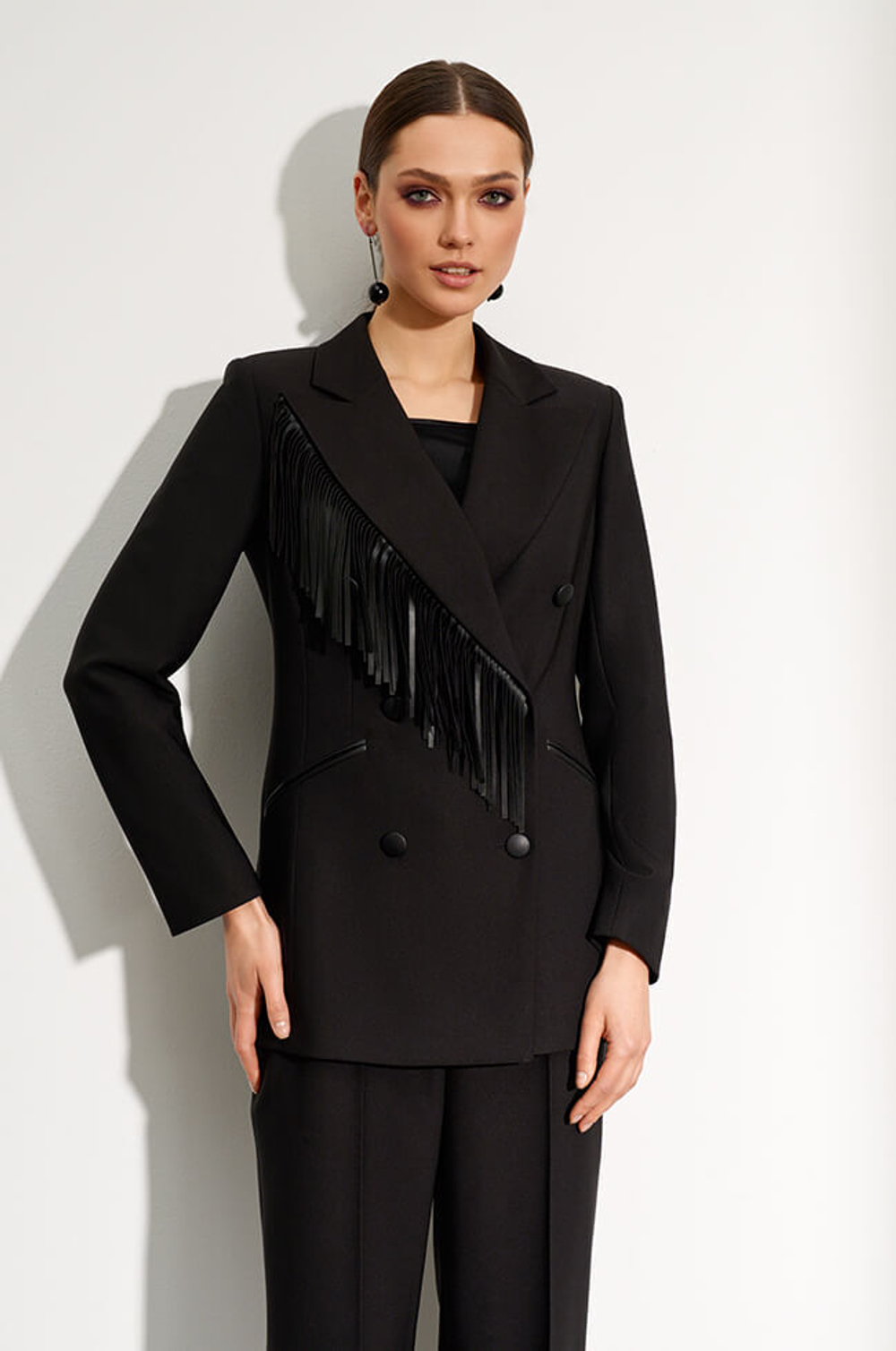 1811 Жакет женский (черный)