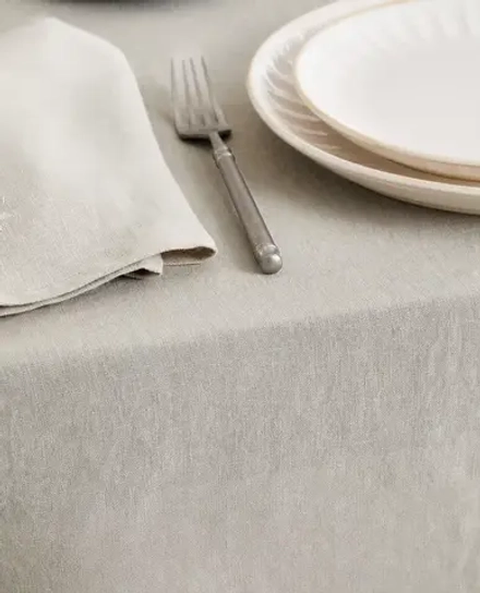 ZARA HOME ЛЬНЯНАЯ СКАТЕРТЬ С ВЫШИВКОЙ НА РОЖДЕСТВЕНСКУЮ ТЕМАТИКУ, СЕРЕБРЯНЫЙ