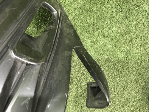 Решетка переднего бампера Toyota Camry xv70 (2017-2021)