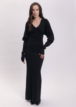 Платье макси с вырезом