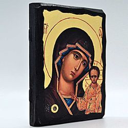 Казанская Богороматерь. Афонская икона под старину с мощевиком.