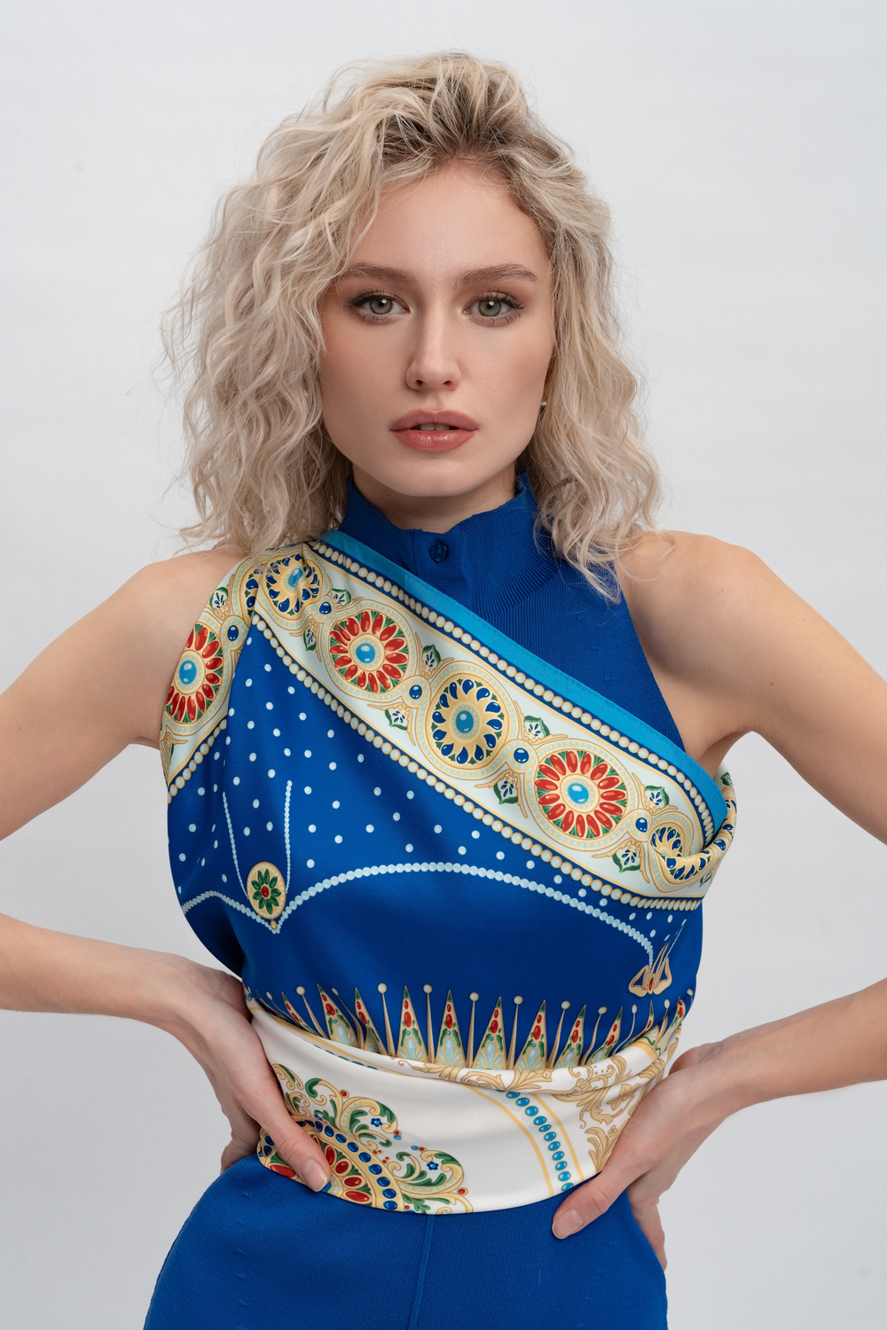 Платок «Павловск. Севрский фарфор»