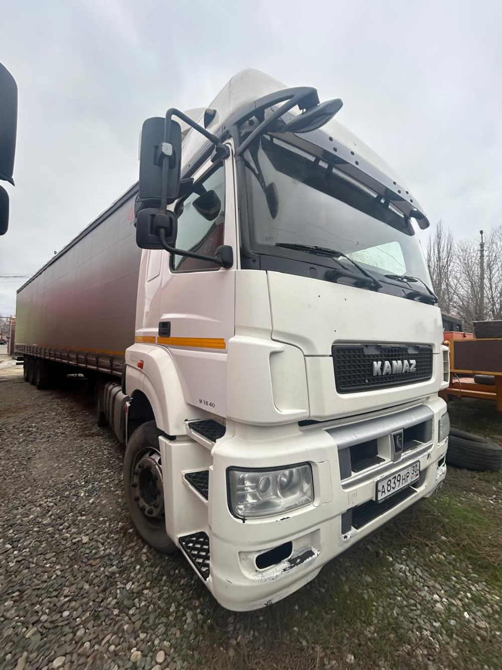 КамАЗ 5490 4x2 Седельный тягач 5490-S5 (Дизельный, 12,0 л, 401 л.с., АТ)