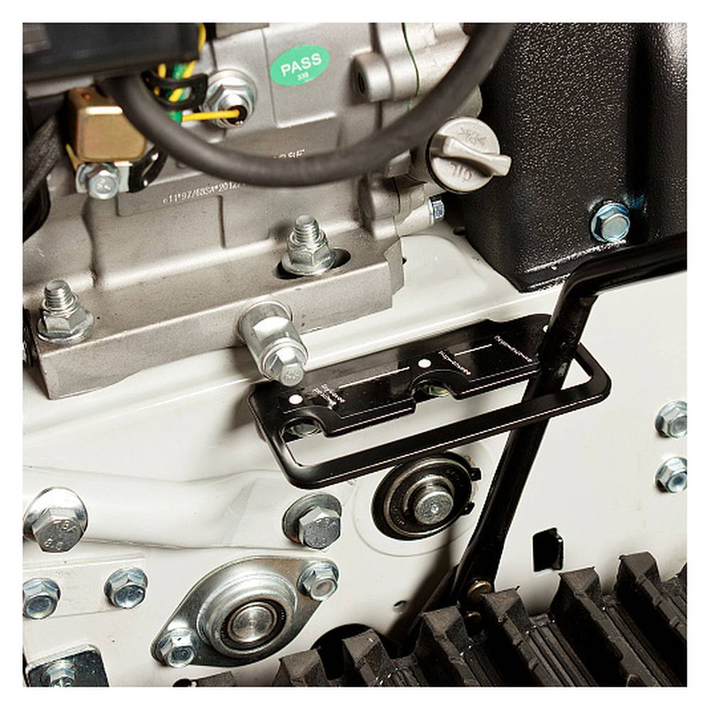 Бензиновый снегоуборщик REDVERG RD-370-13TE