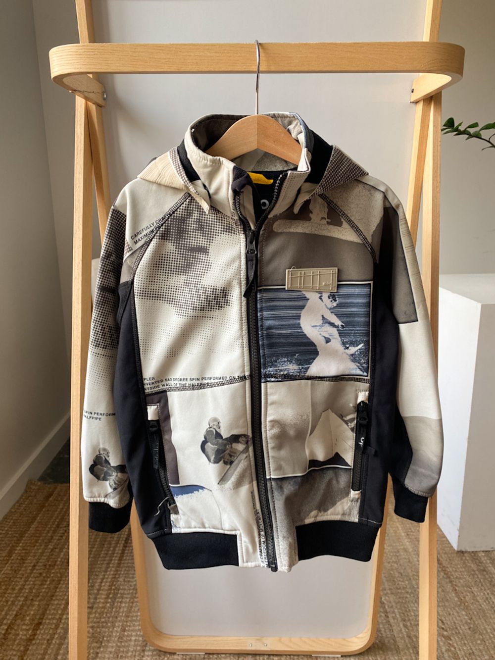 Ветровка Molo, 116