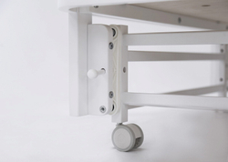 Кроватка детская Antemi Terra Light с маятником белый