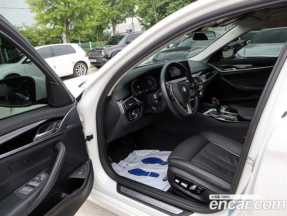 BMW 5 Series (G30) 530i xDrive Luxury Plus (11.2019)