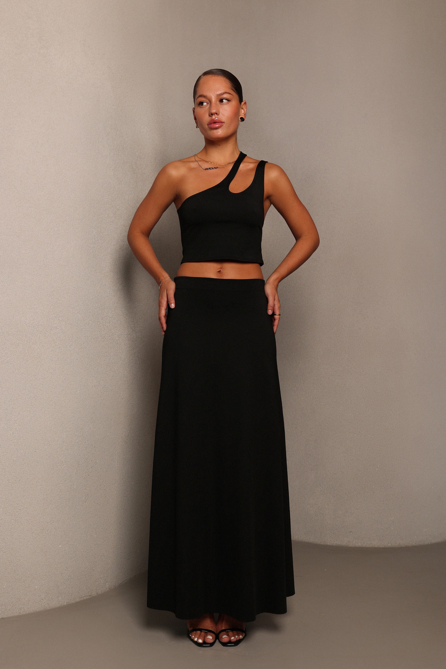 Юбка из бифлекса