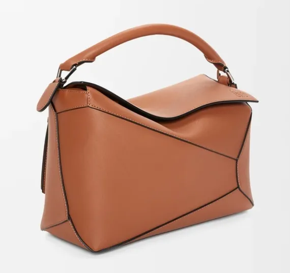 Сумка Loewe Puzzle Edge bag in classic calfskin