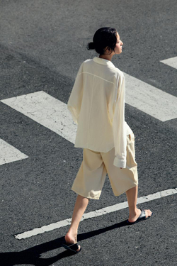 ZARA РУБАШКА С РУКАВАМИ «ЛЕТУЧАЯ МЫШЬ», ЖЕЛТОВАТО-БЕЛЫЙ