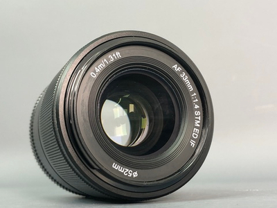 Объектив Viltrox 33mm 1.4 STM Fujifilm X-Mount