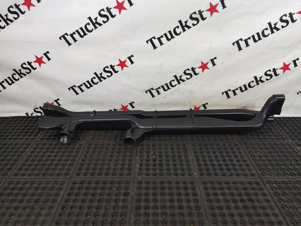 Воздуховод отопителя