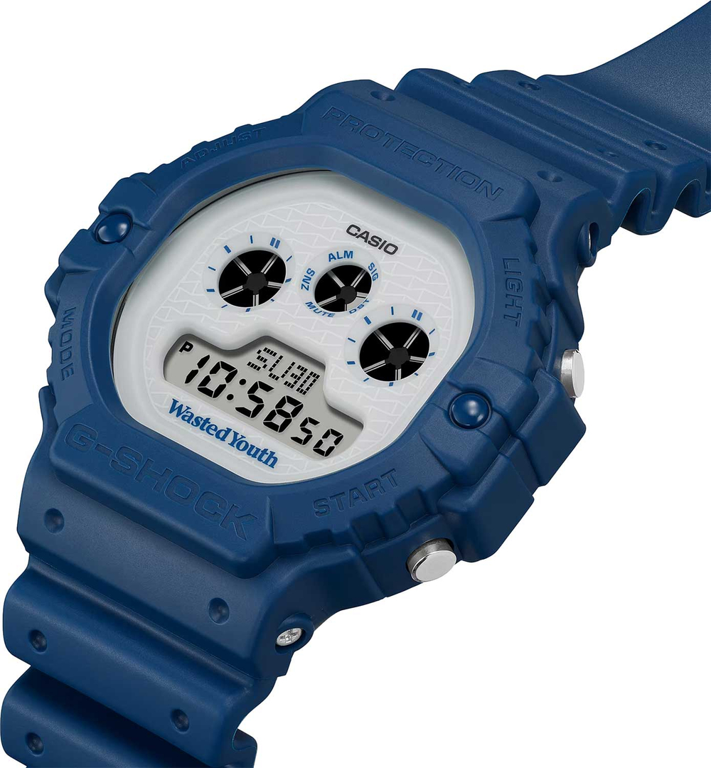 Часы Casio DW-5900WY-2