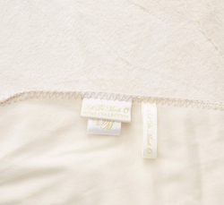 Плед 160х220 Sofi De MarkO Антуан молочный