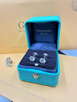 Серьги Tiffany & Co. 0,8 мм