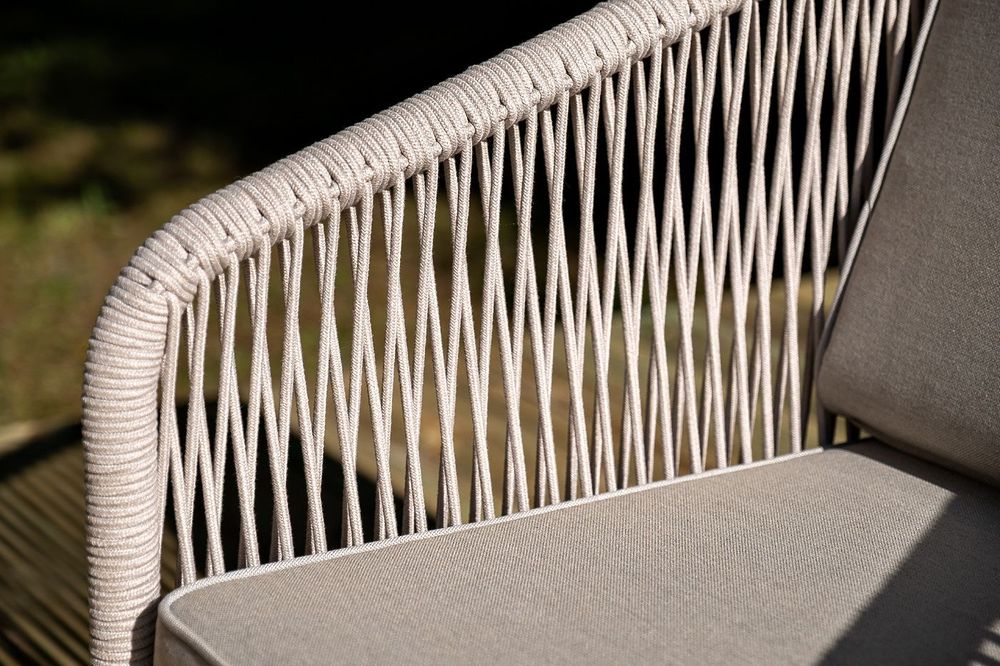 "Канны" лаунж-зона 4-местная из роупа со столиком "Канны" цвета "дуб", основание дуб, роуп бежевый