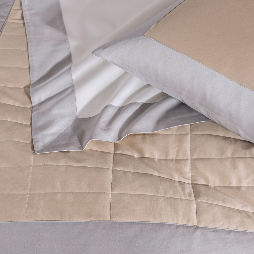 Покрывало Frette Rectangular Savage Beige/Rock (270 x 260 см)