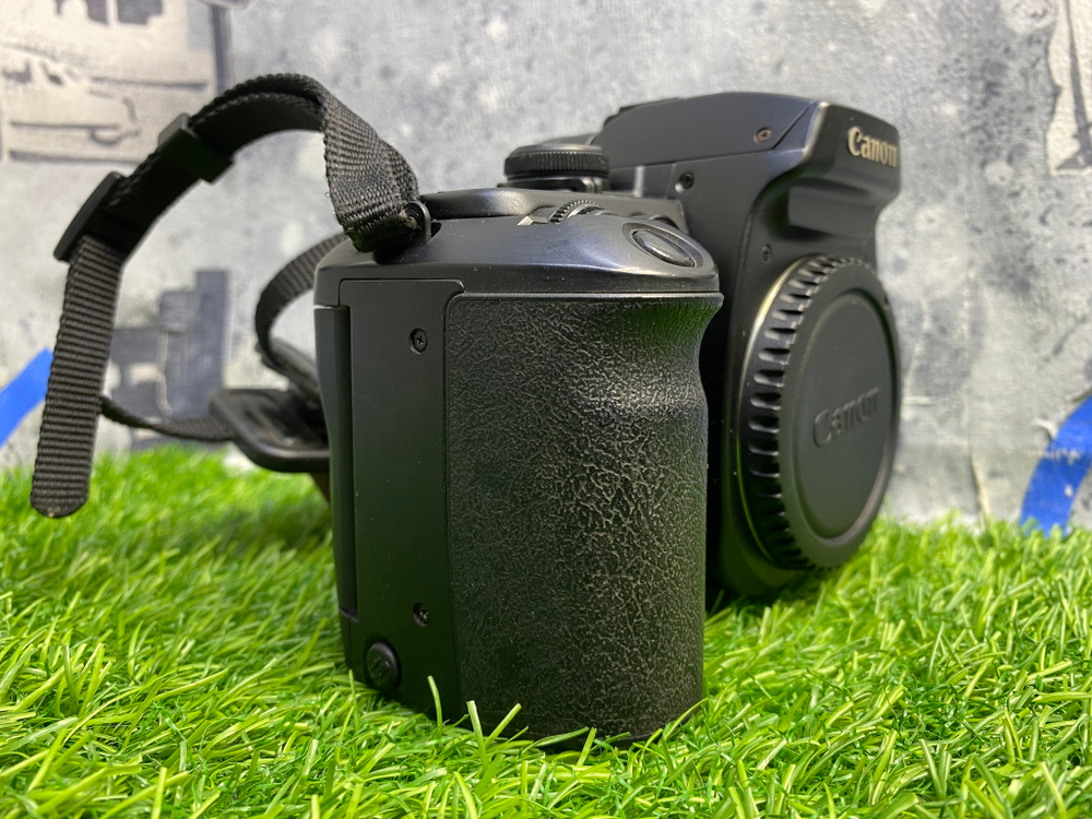 Canon EOS 55