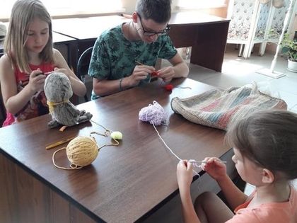 В «Романовском Парке» проходят занятия по вязанию крючком