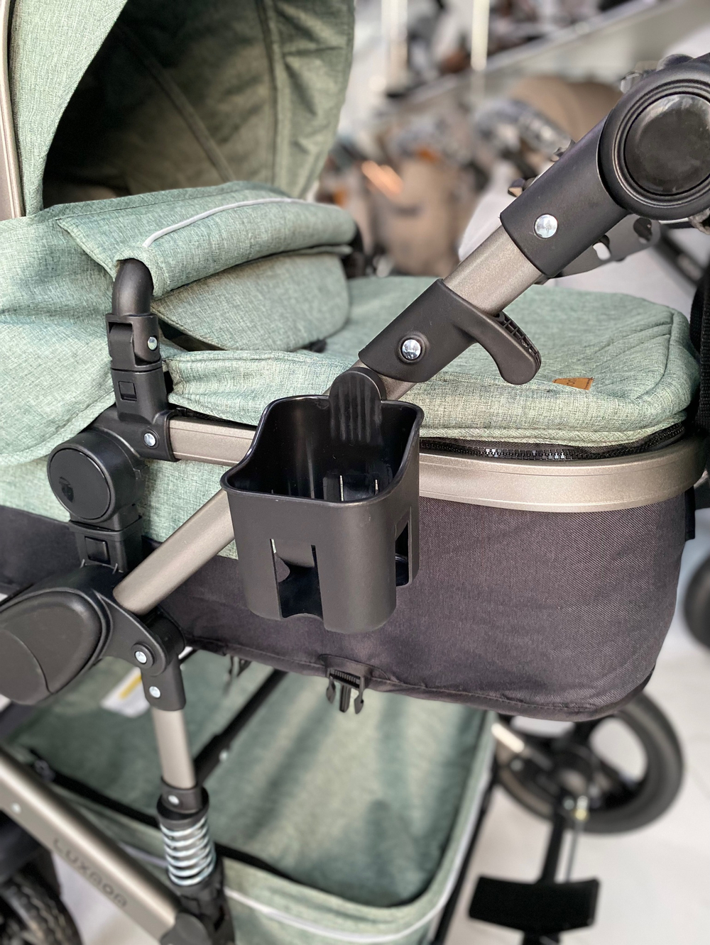 Детская коляска 3в1 LUXMOM 555 Зелёный текстиль