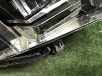 Битая Фара правая Cadillac Escalade 4 (14-20) LED