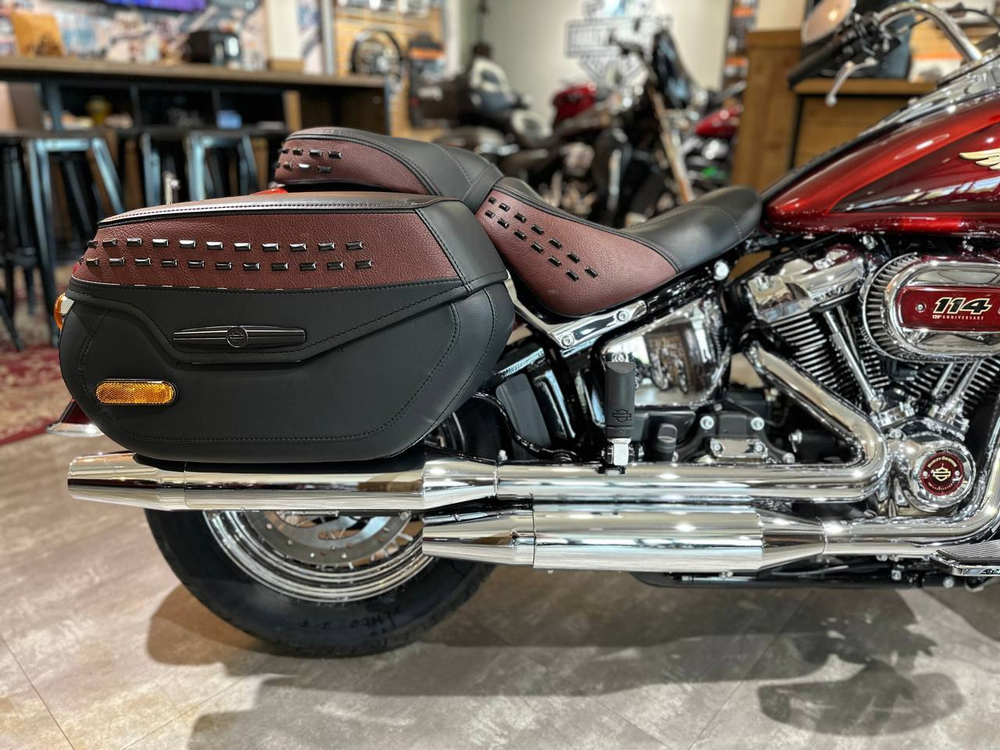 Мотоцикл Harley-Davidson Heritage Classic (120th Anniversary) 2023 с НДС